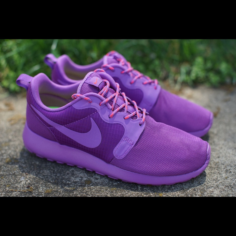 Women’s Purple Nike Roshes